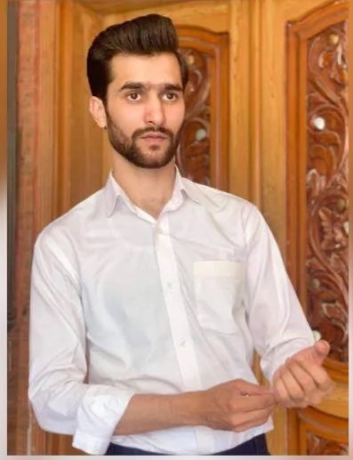 Portrait of Yasal Abbasi